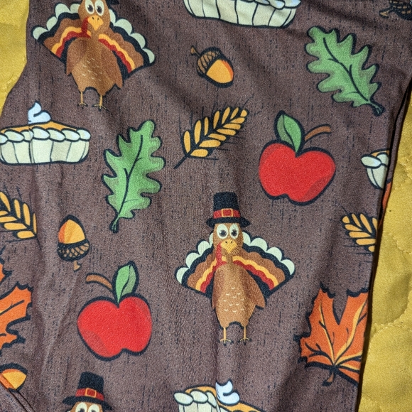 CP Designs leggings - Picture 5 of 6